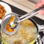 2-in-1 Stainless Steel Frying Mesh Strainer Spoon with Food Clip Tongs